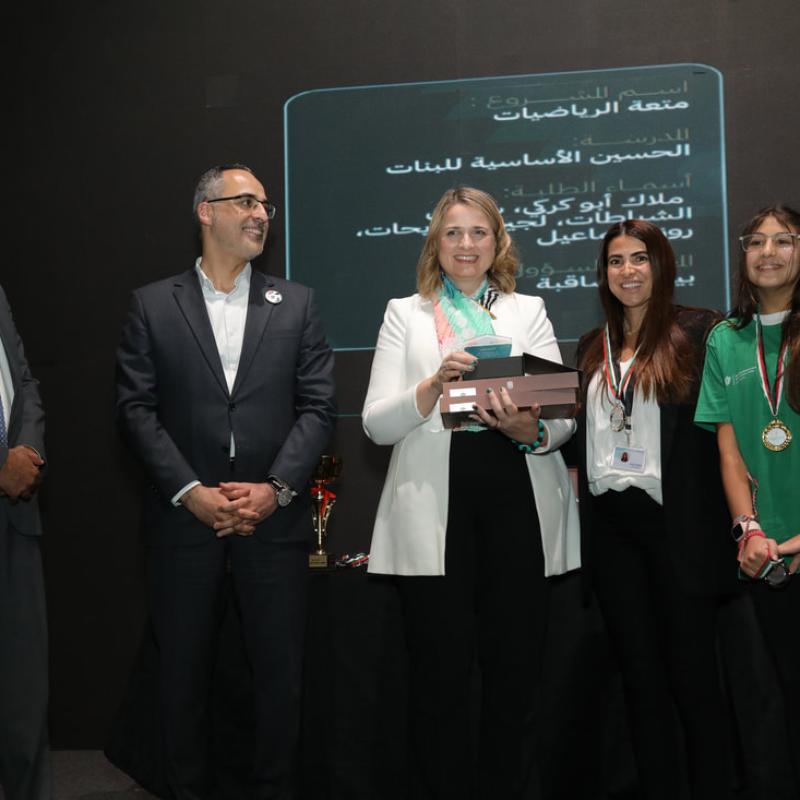 2nd Place Winner(Social and Behavioral Sciences​)