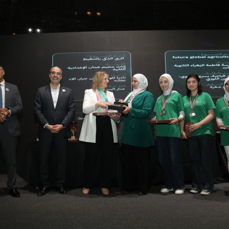 2nd Place Winner (​​Physics, Mathematics and Chemistry)